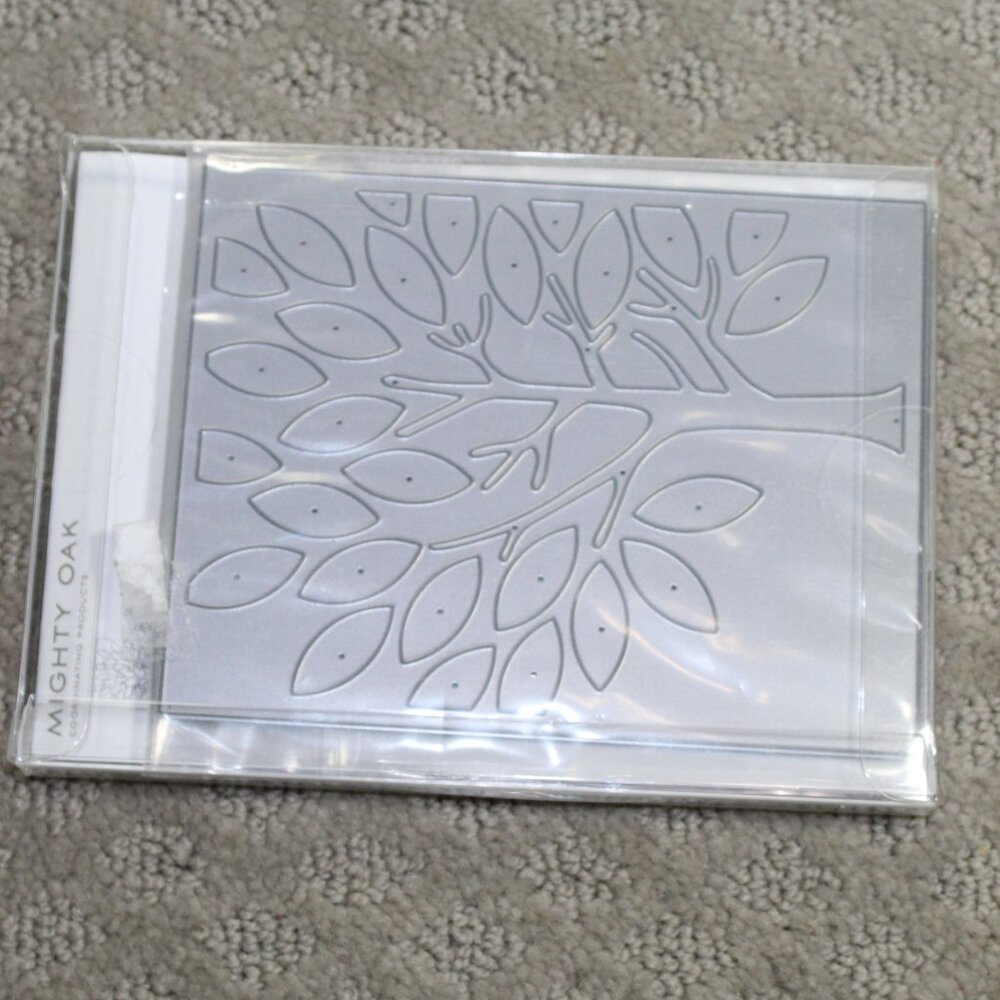 NEW Sealed Papertrey Mighty Oak Stamps & Embossing Template
